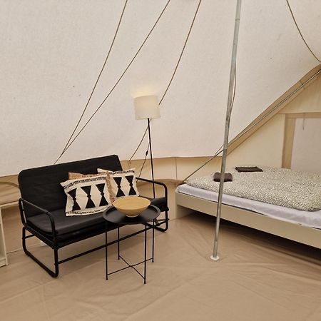 Hotel Glamping Nad Jeziorem Nowe Guty Exteriér fotografie