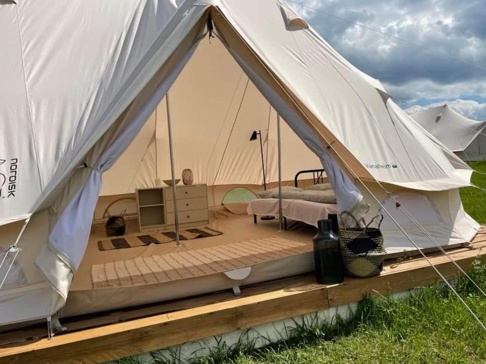 Hotel Glamping Nad Jeziorem Nowe Guty Exteriér fotografie
